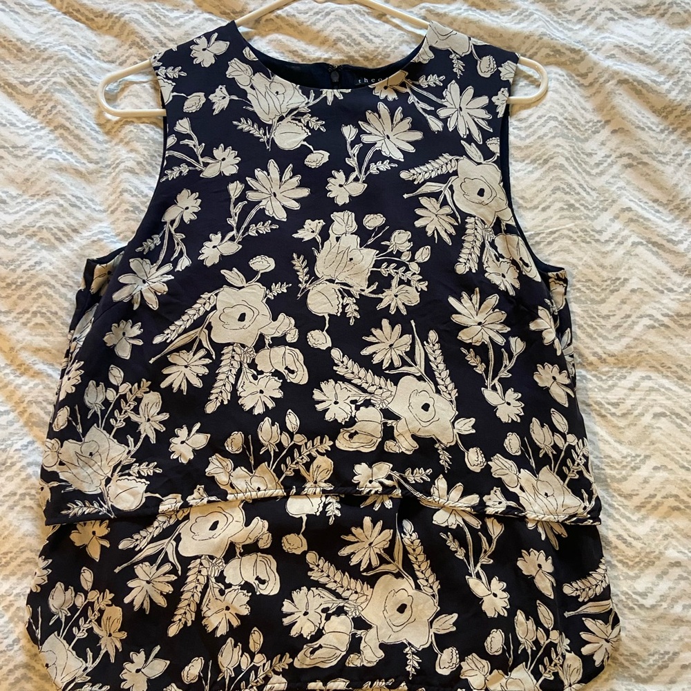Floral theory blouse